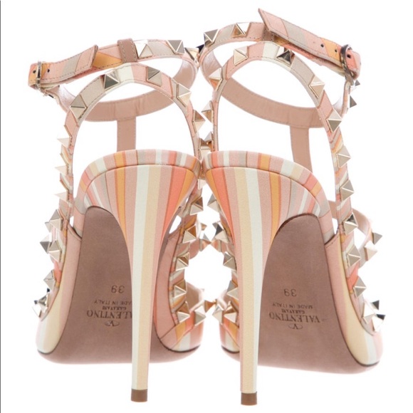 RARE Valentino Rockstud 1975 Pump, size 39 - Picture 4 of 5